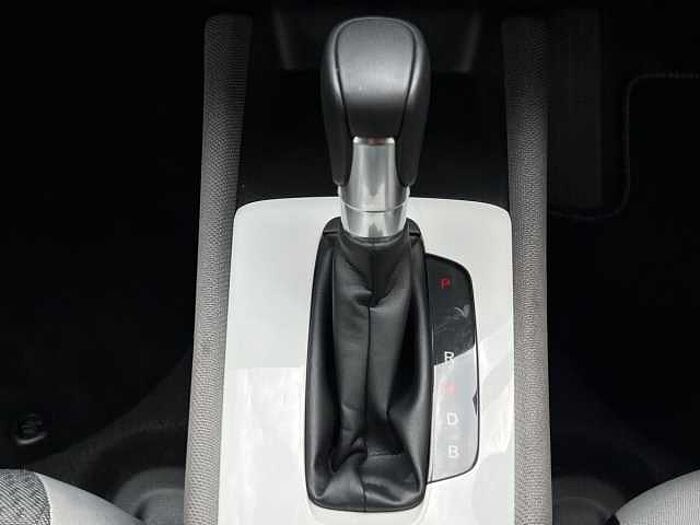 Honda Jazz Hybrid 1.5 h i-MMD Crosstar EX Hatchback 5dr Petrol Hybrid eCVT Euro 6 (s/s) (109 ps) 