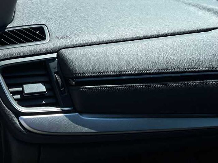 Honda CR-V Hybrid 2.0 h i-MMD SR SUV 5dr Petrol Hybrid eCVT 4WD Euro 6 (s/s) (184 ps) 