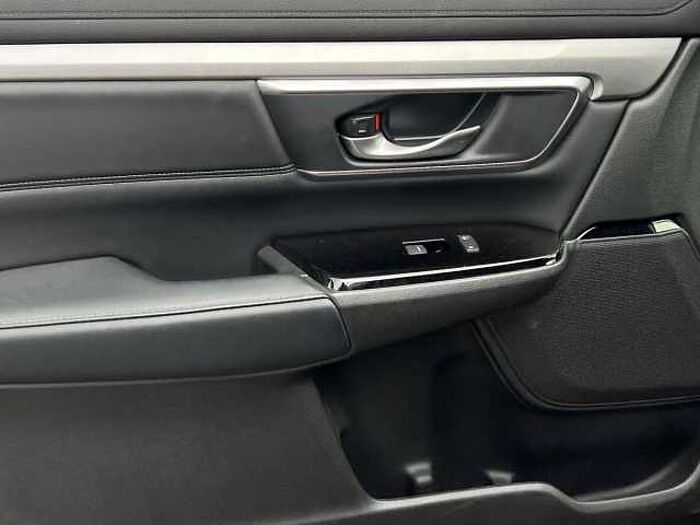 Honda CR-V Hybrid 2.0 h i-MMD SR SUV 5dr Petrol Hybrid eCVT 4WD Euro 6 (s/s) (184 ps) 
