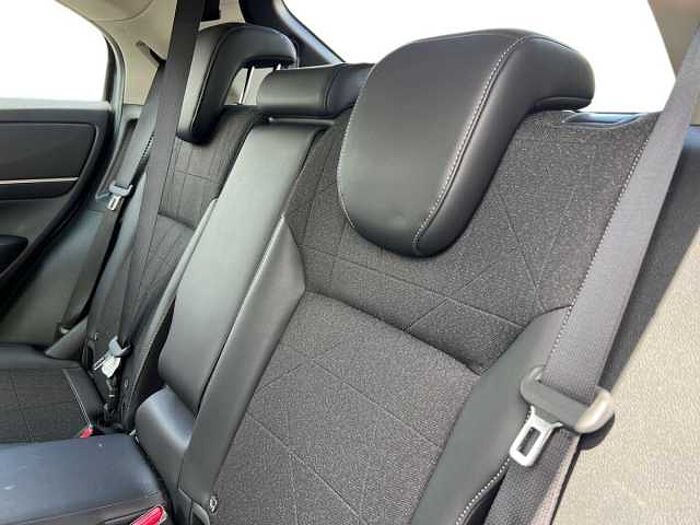 Honda HR-V Hybrid 1.5 h i-MMD Advance SUV 5dr Petrol Hybrid CVT Euro 6 (s/s) (131 ps) 