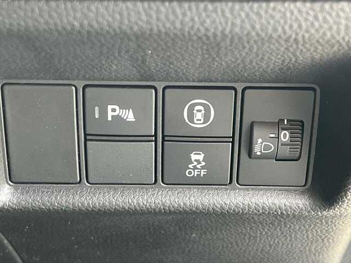 Honda Jazz Hybrid 1.5 h i-MMD SR Hatchback 5dr Petrol Hybrid eCVT Euro 6 (s/s) (109 ps) 