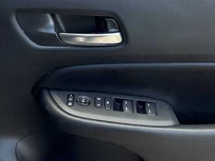 Honda Jazz Hybrid 1.5 h i-MMD Advance Hatchback 5dr Petrol Hybrid eCVT Euro 6 (s/s) (122 ps) 