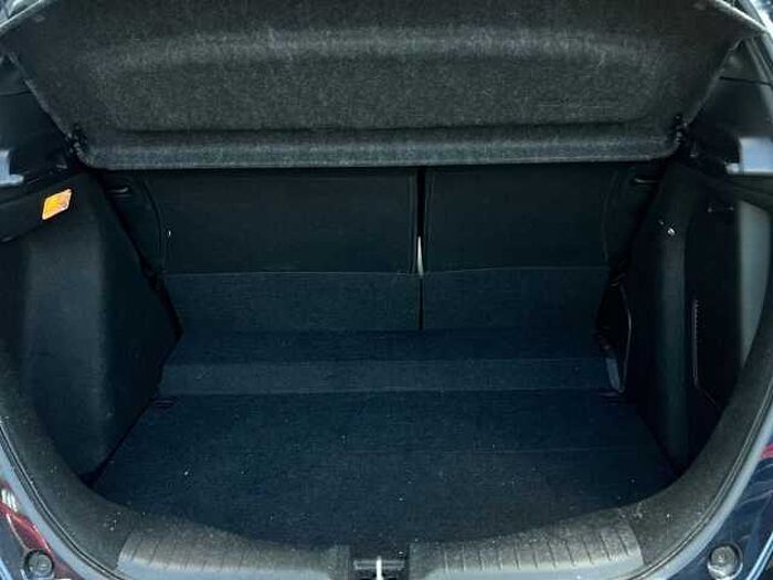Honda Jazz Hybrid 1.5 h i-MMD Advance Hatchback 5dr Petrol Hybrid eCVT Euro 6 (s/s) (122 ps) 