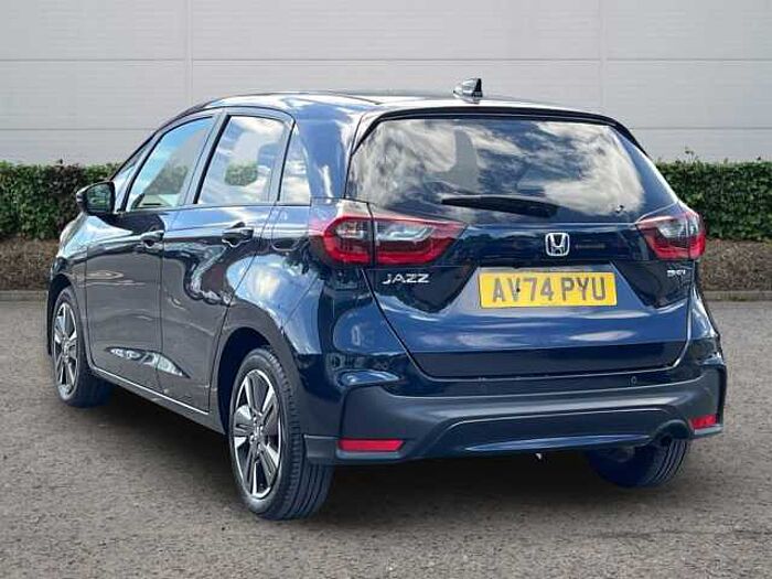 Honda Jazz Hybrid 1.5 h i-MMD Advance Hatchback 5dr Petrol Hybrid eCVT Euro 6 (s/s) (122 ps) 