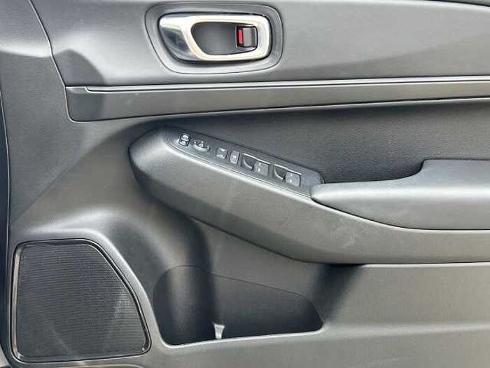 Honda HR-V Hybrid 1.5 h i-MMD Elegance SUV 5dr Petrol Hybrid CVT Euro 6 (s/s) (131 ps) 