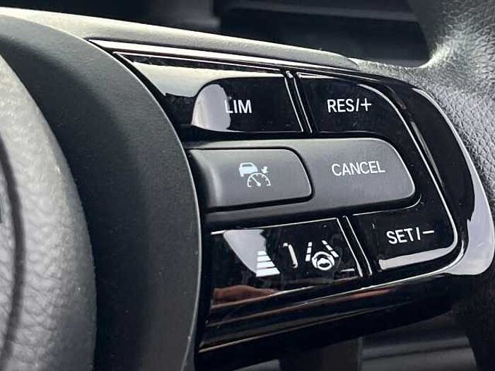Honda HR-V Hybrid 1.5 h i-MMD Elegance SUV 5dr Petrol Hybrid CVT Euro 6 (s/s) (131 ps) 