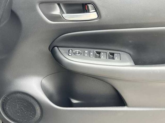 Honda Jazz Hybrid 1.5 h i-MMD Advance Hatchback 5dr Petrol Hybrid eCVT Euro 6 (s/s) (122 ps) 