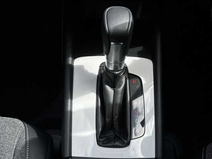 Honda Jazz Hybrid 1.5 h i-MMD Advance Hatchback 5dr Petrol Hybrid eCVT Euro 6 (s/s) (122 ps) 