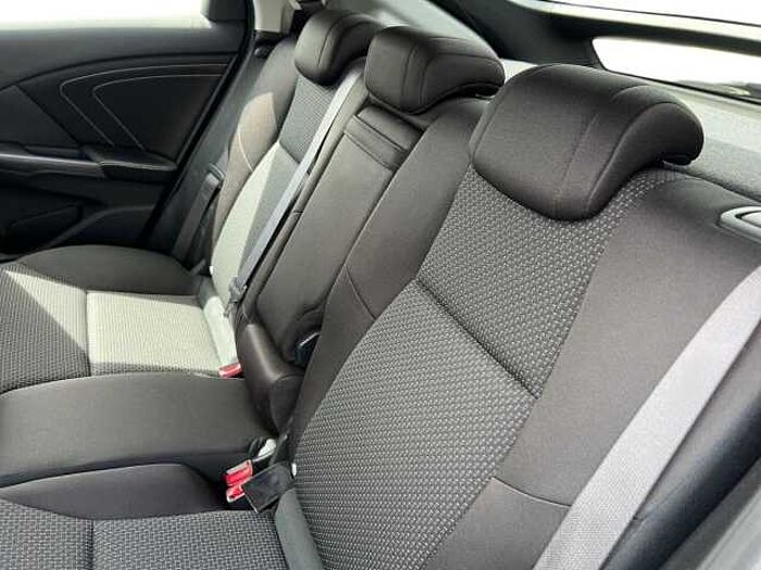 Honda Civic 1.8 i-VTEC SE Plus Hatchback 5dr Petrol Auto Euro 6 (142 ps) 