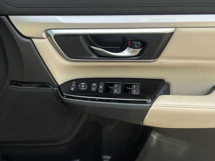 Honda CR-V Hybrid 2.0 h i-MMD SR SUV 5dr Petrol Hybrid eCVT 4WD Euro 6 (s/s) (184 ps) 