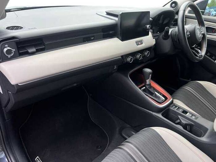 Honda HR-V Hybrid 1.5 h i-MMD Advance Style SUV 5dr Petrol Hybrid CVT Euro 6 (s/s) (131 ps) 