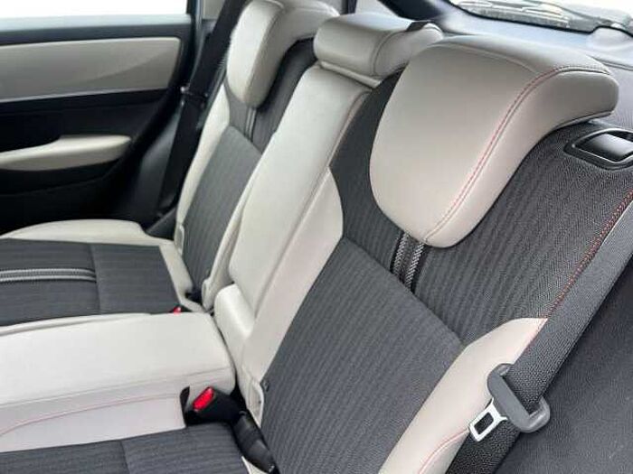 Honda HR-V Hybrid 1.5 h i-MMD Advance Style SUV 5dr Petrol Hybrid CVT Euro 6 (s/s) (131 ps) 
