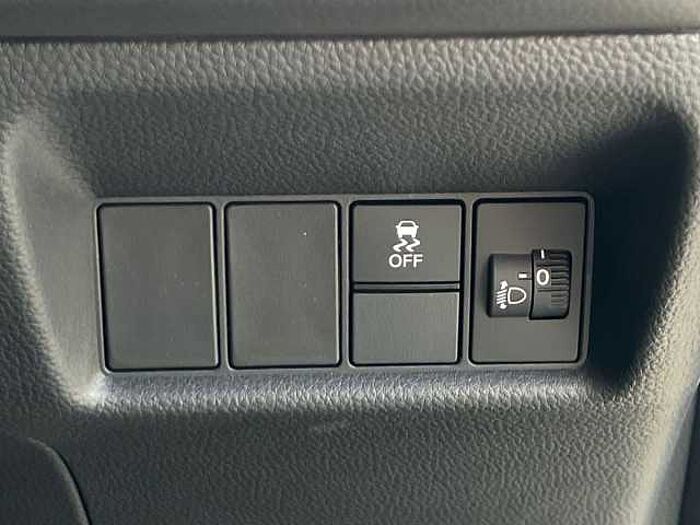 Honda Jazz Hybrid 1.5 h i-MMD Advance Hatchback 5dr Petrol Hybrid eCVT Euro 6 (s/s) (122 ps) 