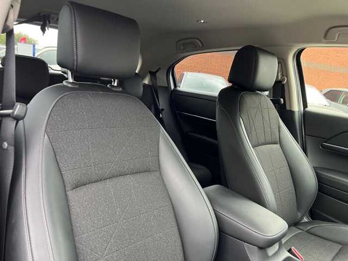 Honda HR-V Hybrid 1.5 h i-MMD e:HEV Advance SUV 5dr Petrol Hybrid CVT Euro 6 (s/s) (131 ps) 