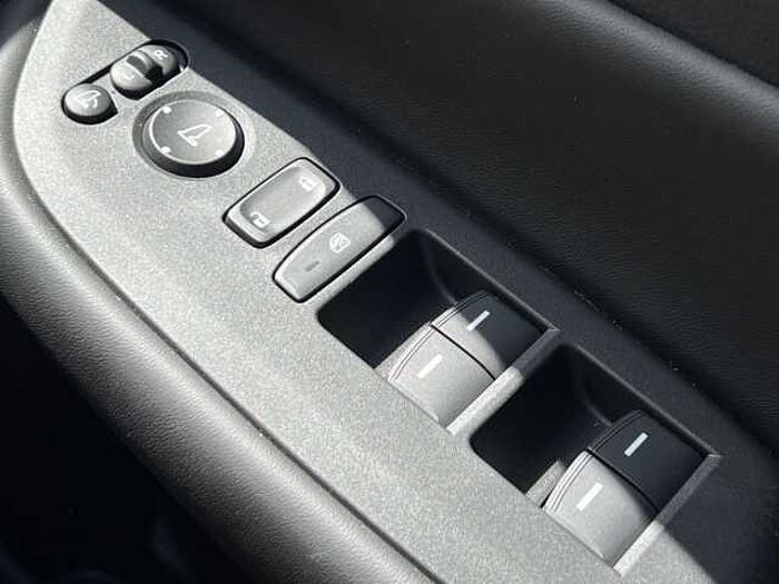 Honda Jazz Hybrid 1.5 h i-MMD Advance Hatchback 5dr Petrol Hybrid eCVT Euro 6 (s/s) (122 ps) 