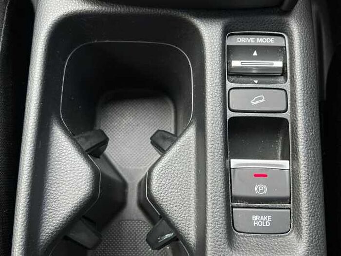 Honda HR-V Hybrid 1.5 h i-MMD Elegance SUV 5dr Petrol Hybrid CVT Euro 6 (s/s) (131 ps) 