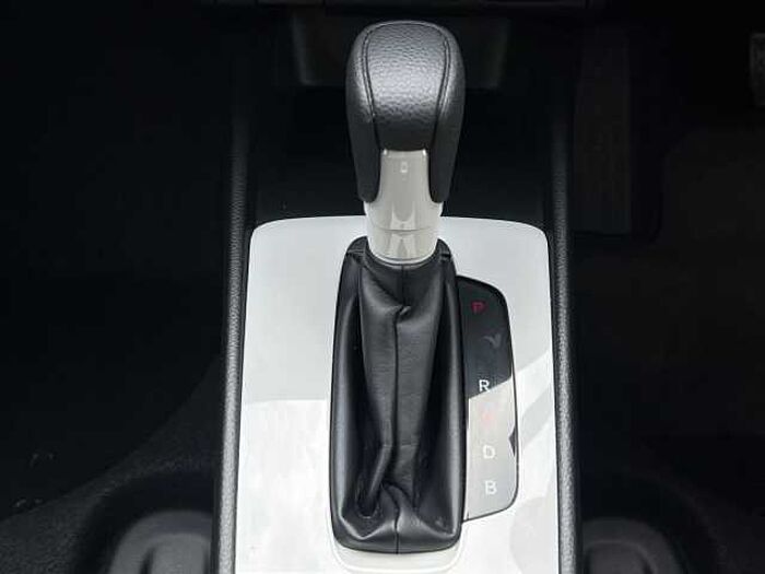Honda Jazz Hybrid 1.5 h i-MMD Elegance Hatchback 5dr Petrol Hybrid eCVT Euro 6 (s/s) (122 ps) 