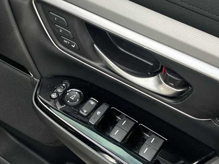 Honda CR-V Hybrid 2.0 h i-MMD EX SUV 5dr Petrol Hybrid eCVT 4WD Euro 6 (s/s) (184 ps) 