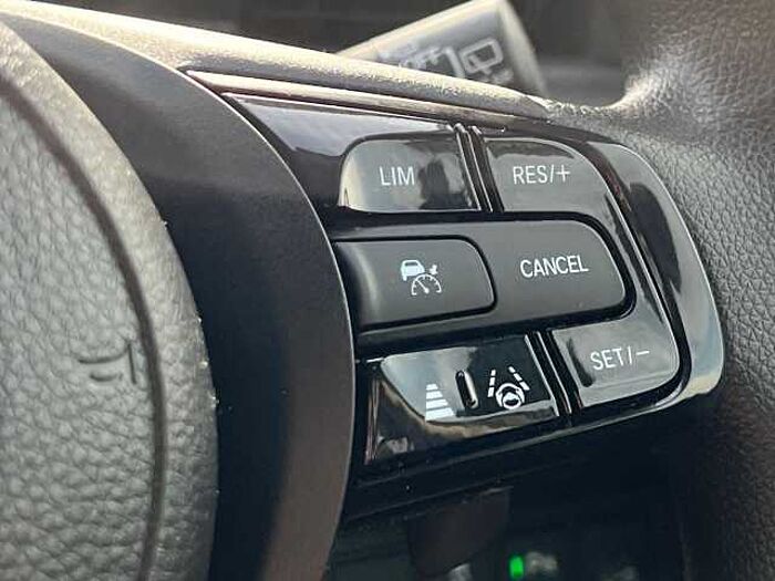 Honda HR-V Hybrid 1.5 h i-MMD Elegance SUV 5dr Petrol Hybrid CVT Euro 6 (s/s) (131 ps) 