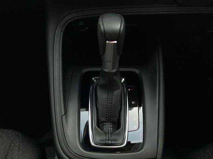 Honda HR-V Hybrid 1.5 h i-MMD Elegance SUV 5dr Petrol Hybrid CVT Euro 6 (s/s) (131 ps) 