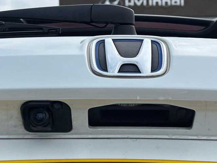 Honda CR-V Hybrid 2.0 h i-MMD Advance SUV 5dr Petrol Hybrid eCVT 4WD Euro 6 (s/s) (184 ps) 