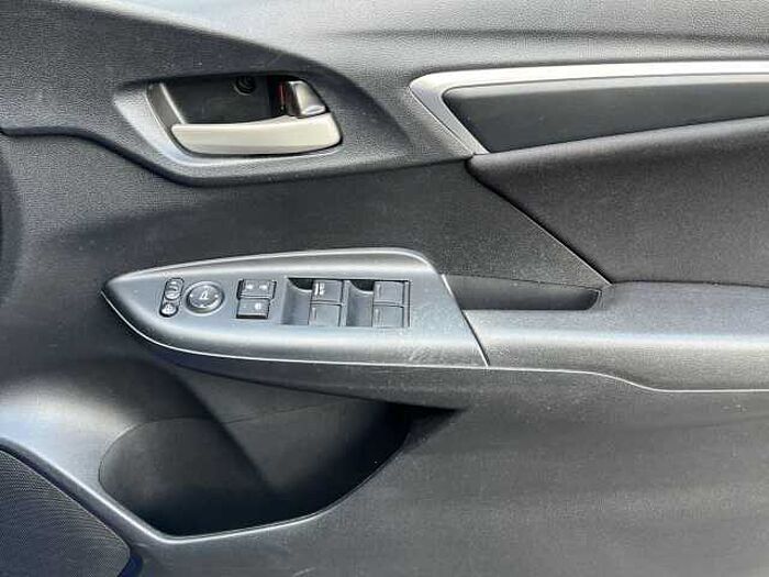 Honda Jazz 1.3 i-VTEC SE Hatchback 5dr Petrol Manual Euro 6 (s/s) (102 ps) 