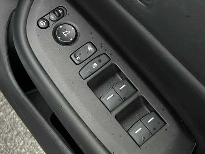 Honda Jazz Hybrid 1.5 h i-MMD Advance Hatchback 5dr Petrol Hybrid eCVT Euro 6 (s/s) (122 ps) 
